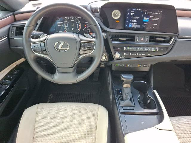 Used 2025 Lexus ES 350 w/ Premium Package FWD image 27