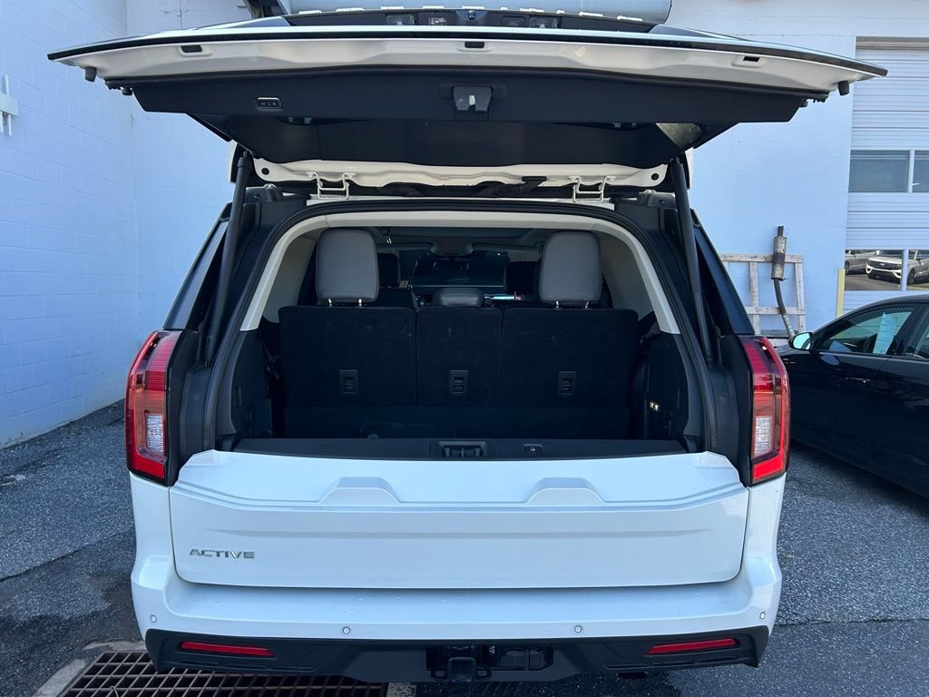 Certified 2025 Ford Expedition Active AWD/4WD image 21