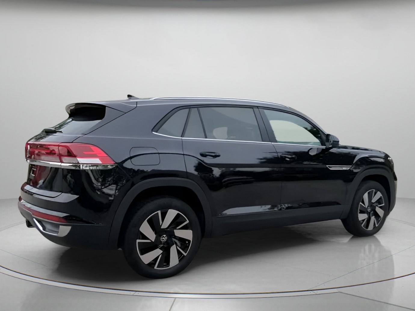 Used 2026 Volkswagen Atlas Cross Sport SE FWD image 29