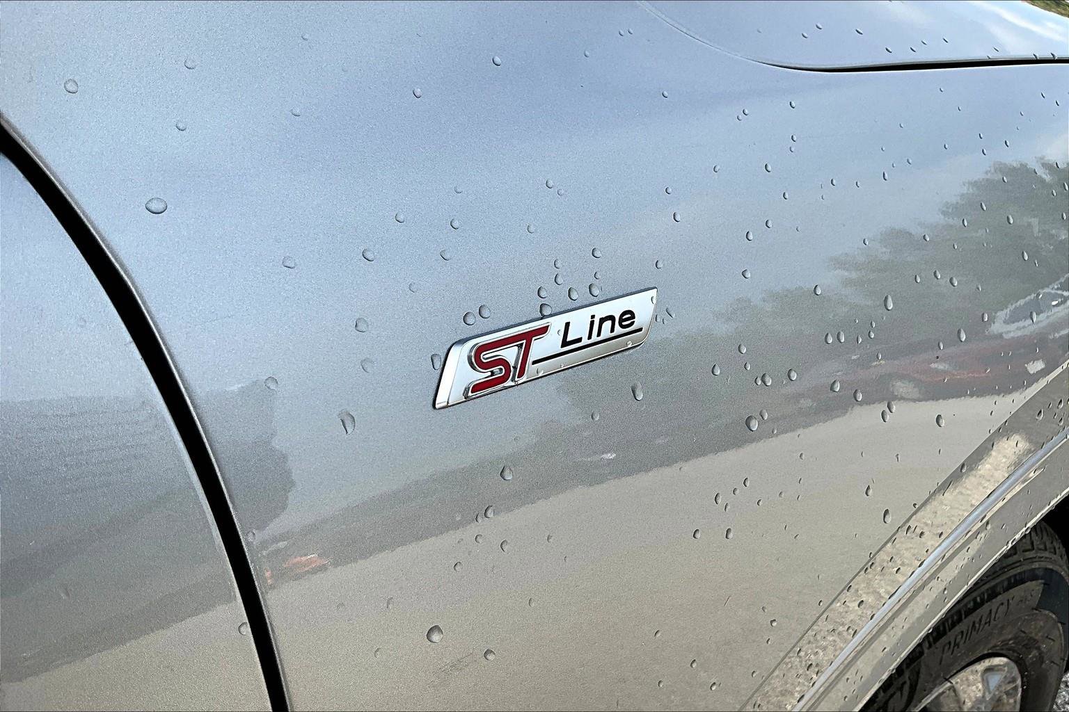 Certified 2023 Ford Escape ST-Line w/ Tech Pack #1 image 18