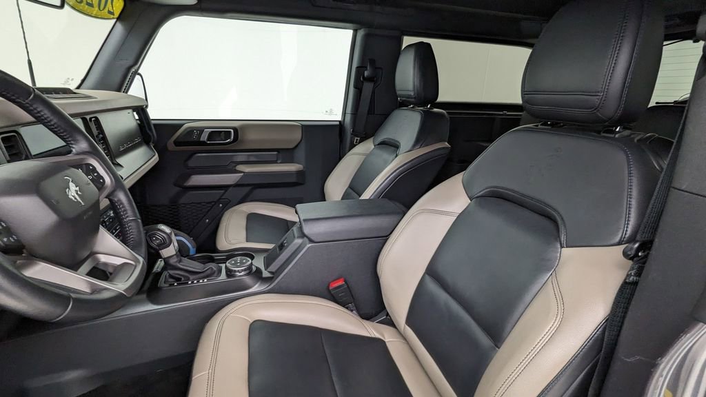 Certified 2023 Ford Bronco Wildtrak AWD/4WD image 2