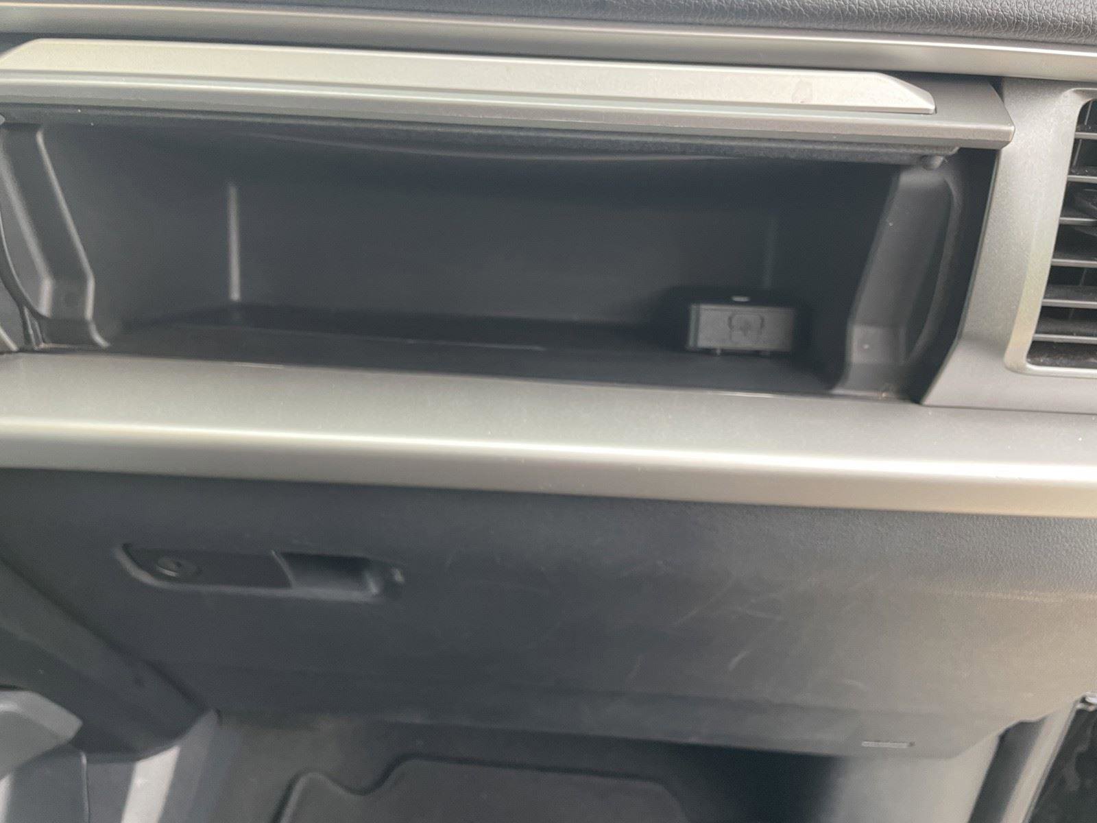 Certified 2024 Ford Expedition XLT AWD/4WD image 33