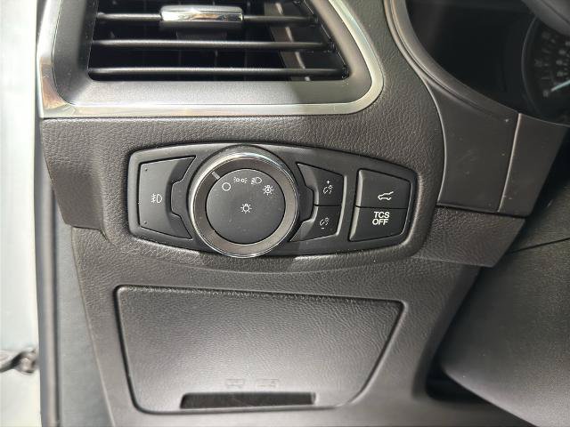 Certified 2022 Ford Edge Titanium AWD/4WD image 12