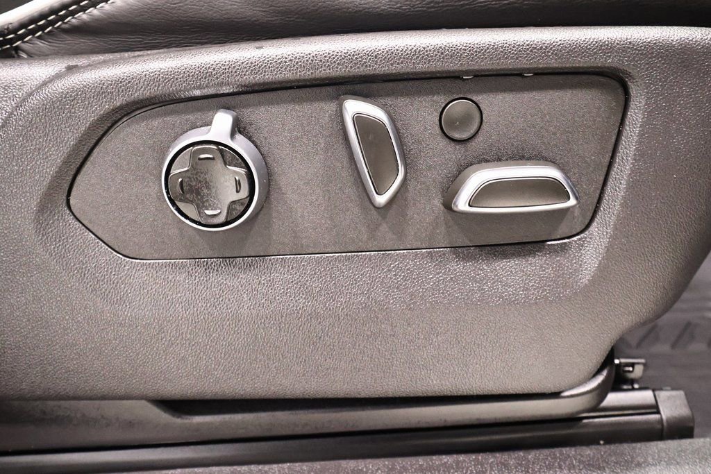 Used 2024 GMC Sierra 2500 AT4X w/ AT4X AEV Edition image 25