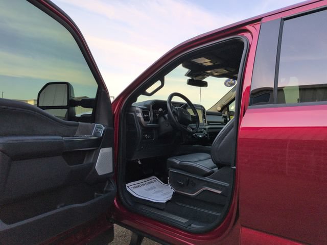 Certified 2025 Ford F350 Platinum w/ Tremor Off-Road Package AWD/4WD image 9