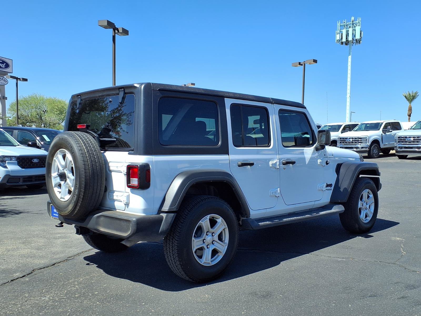 Used 2022 Jeep Wrangler Unlimited Sport AWD/4WD image 6
