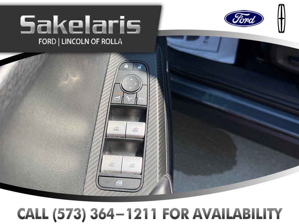 Used 2025 Mitsubishi Outlander AWD image 11