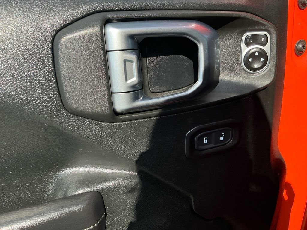 Used 2019 Jeep Wrangler Unlimited Sport S AWD/4WD image 16
