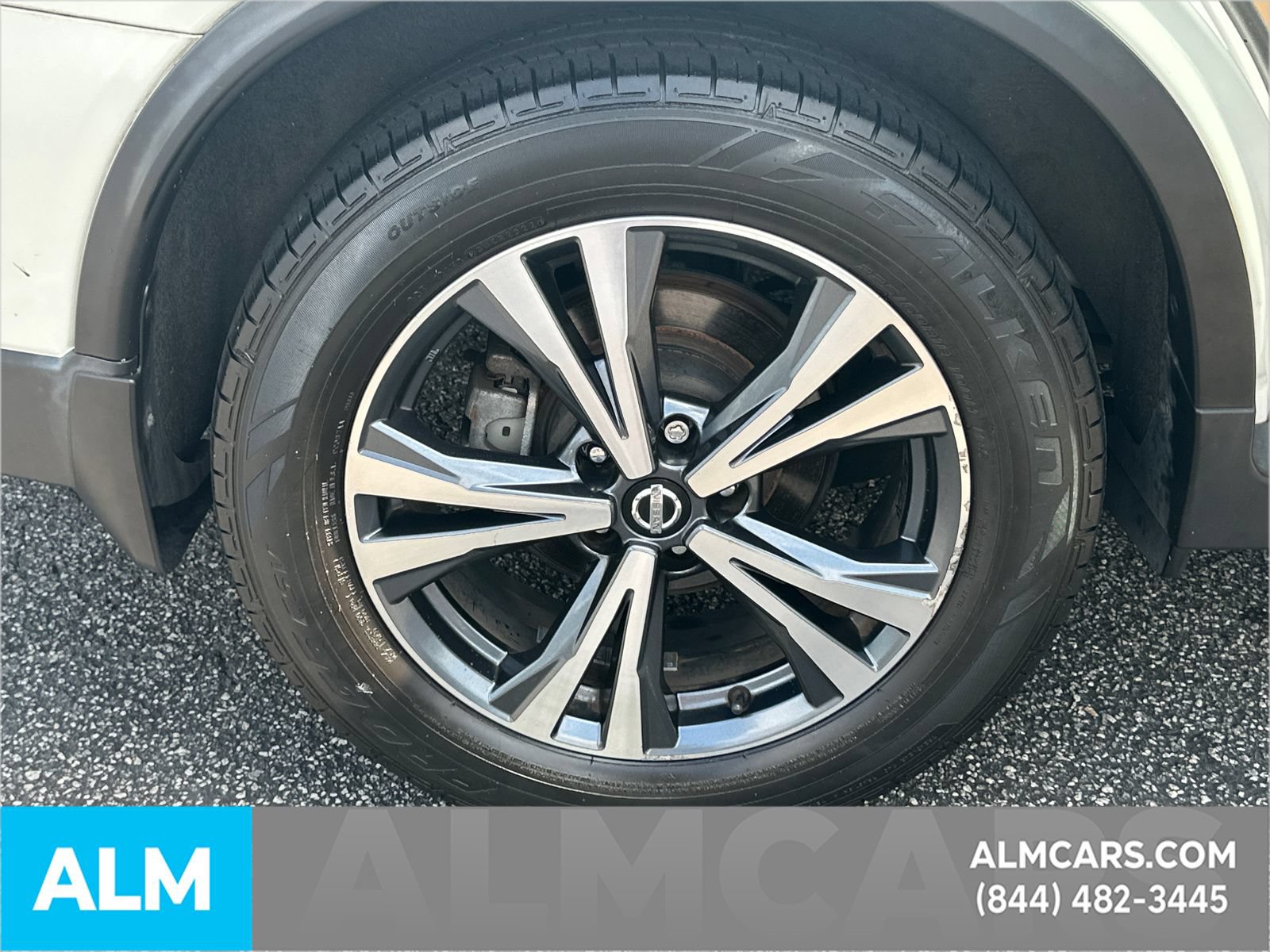 Used 2017 Nissan Rogue SL w/ SL Premium Package FWD image 20