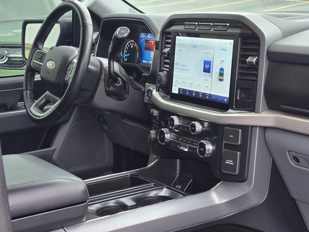 Certified 2022 Ford F150 XLT w/ Equipment Group 302A High image 10