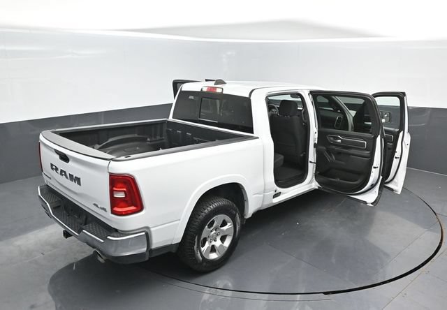 Used 2025 RAM 1500 Big Horn AWD/4WD image 30
