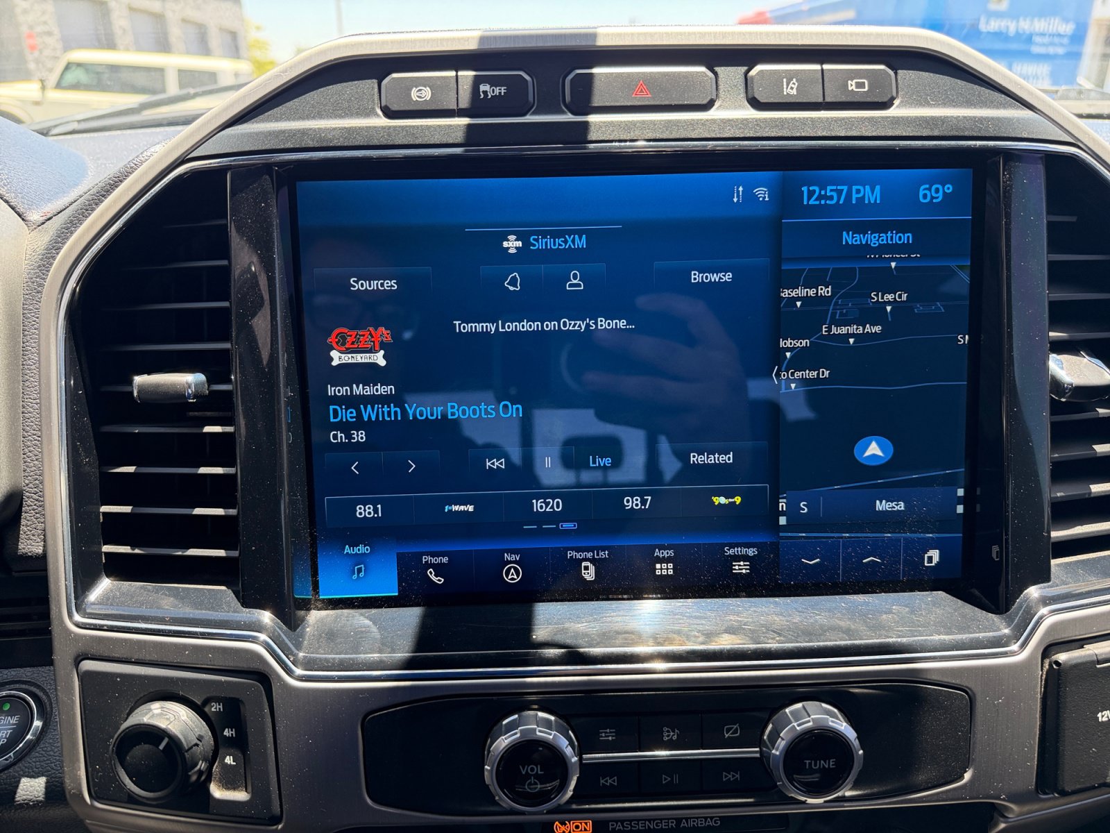 Certified 2022 Ford F450 Platinum AWD/4WD image 23