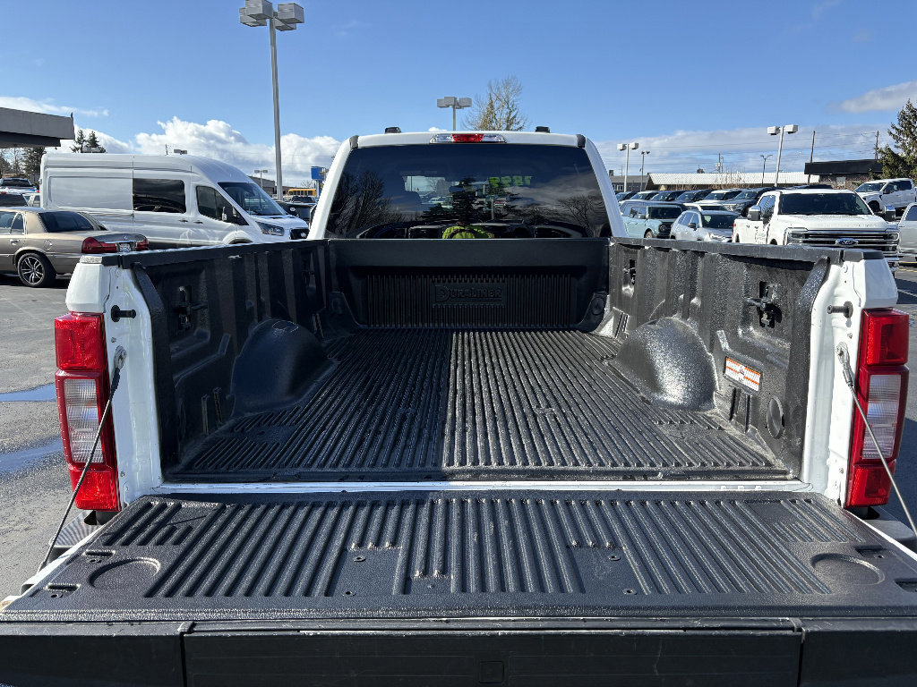 Certified 2022 Ford F350 XLT w/ XLT Premium Package image 11