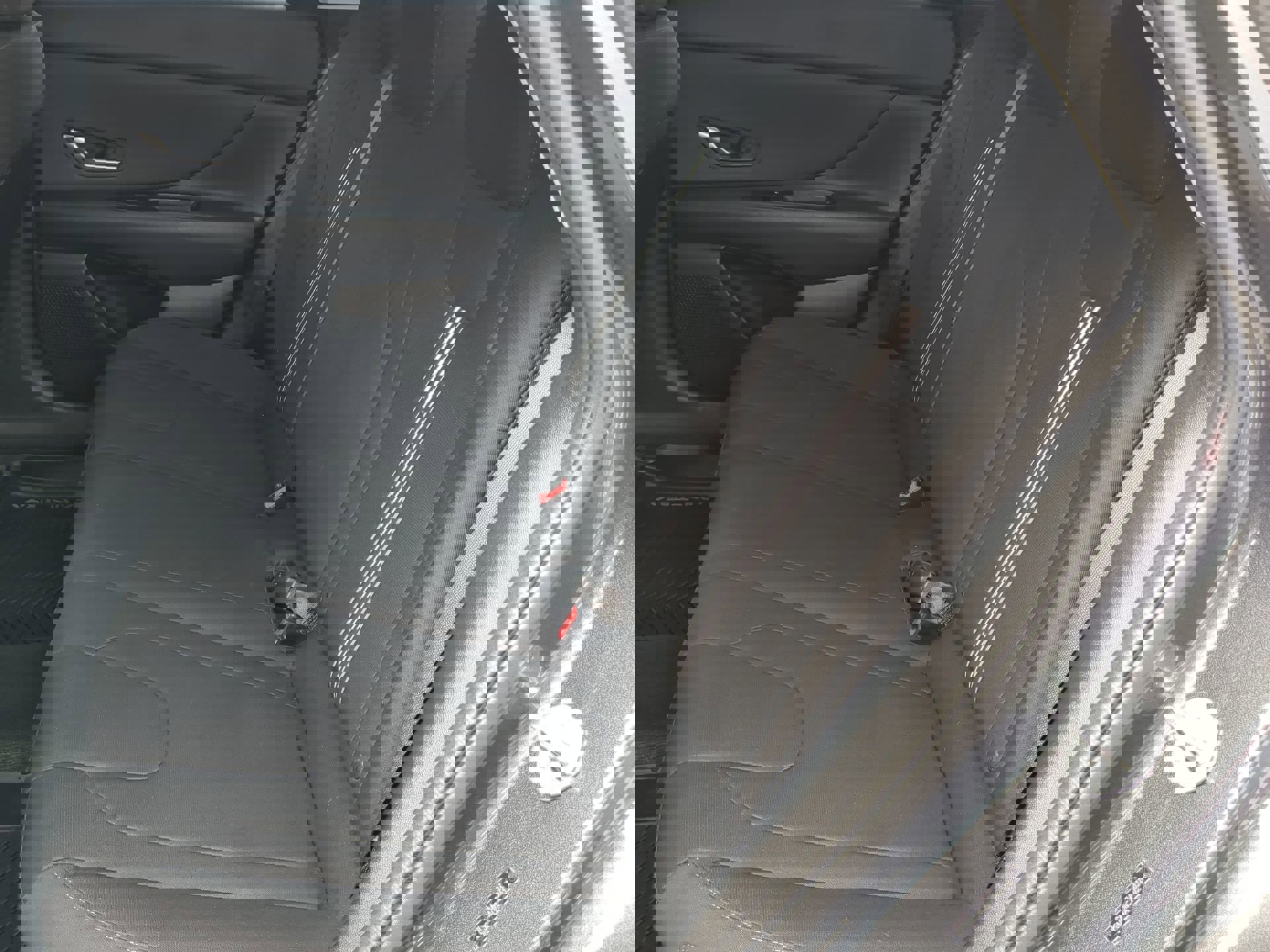 Used 2021 Hyundai Elantra SEL w/ Convenience Package image 44