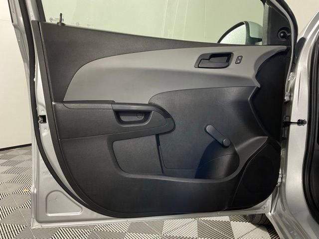 Used 2020 Chevrolet Sonic LT image 12