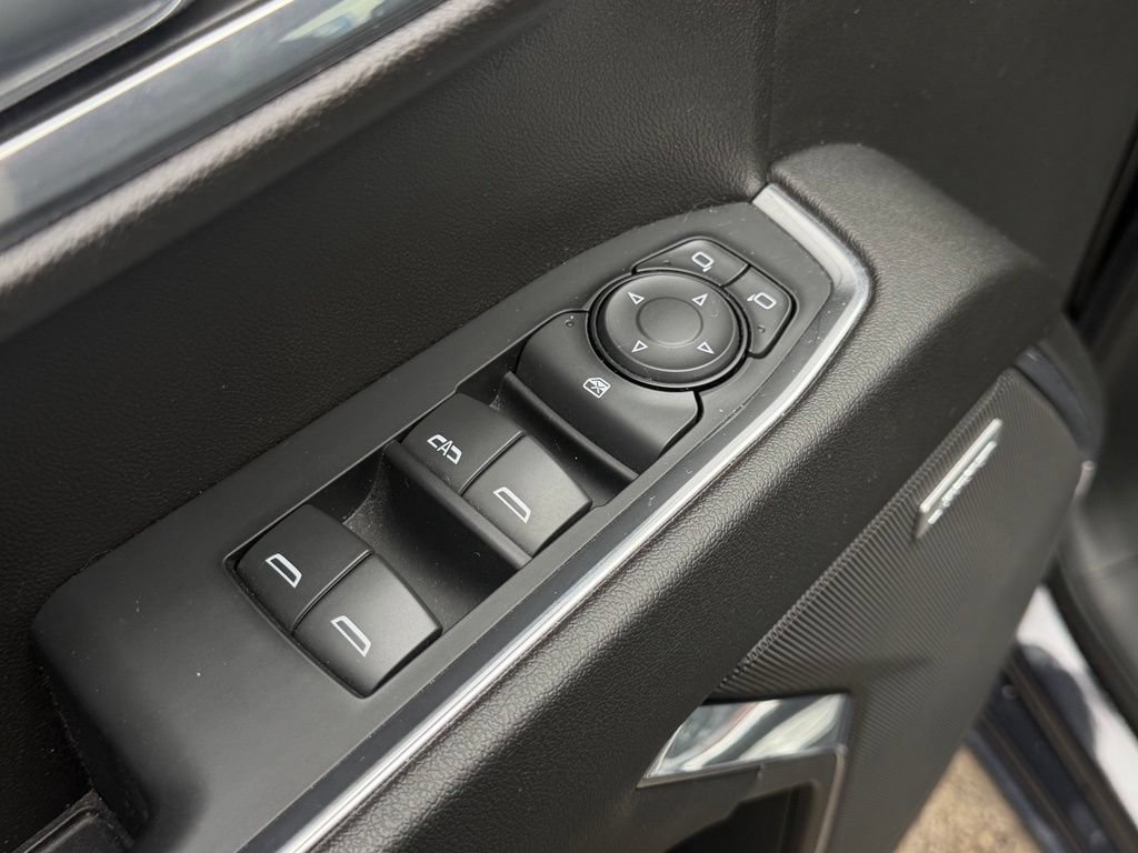 Used 2023 Chevrolet Silverado 1500 RST AWD/4WD image 17