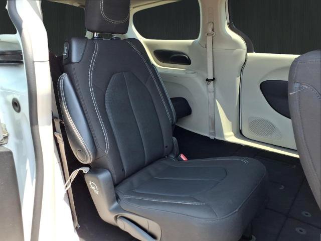 Used 2023 Chrysler Voyager LX FWD image 16
