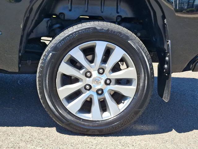 Used 2017 Toyota Tundra Limited w/ Limited Premium Package AWD/4WD image 29