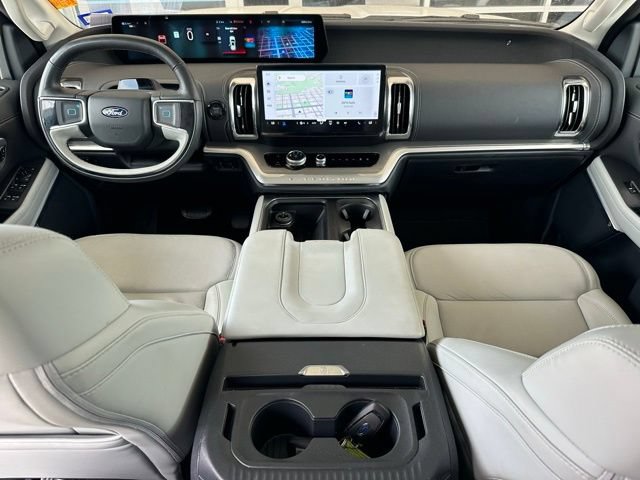 Certified 2025 Ford Expedition Max Platinum w/ Driver's Package AWD/4WD image 12