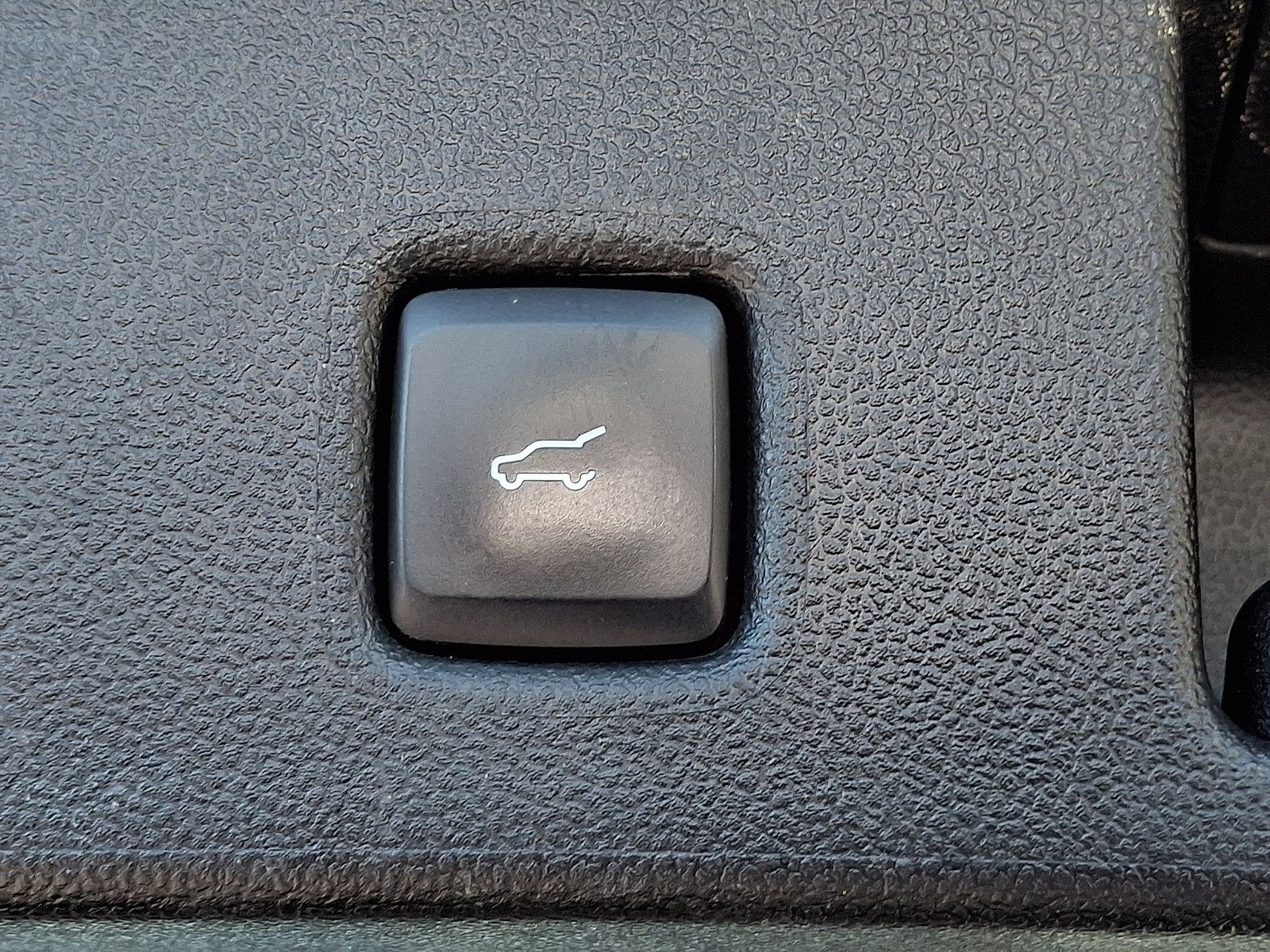 Certified 2022 Ford Escape SEL AWD/4WD image 29