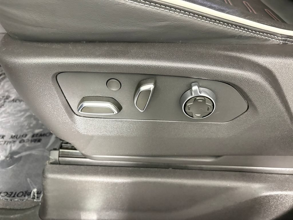 Used 2024 GMC Sierra 1500 AT4X AWD/4WD image 15