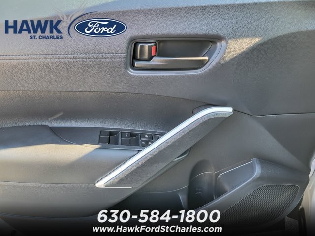 Used 2025 Toyota Corolla Cross AWD Hybrid w/ Moonroof Package image 17