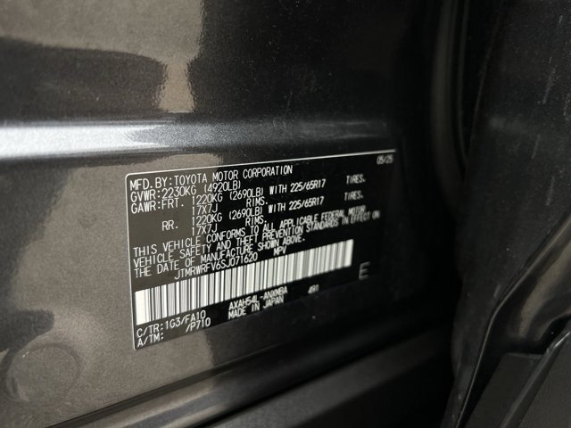 Used 2025 Toyota RAV4 XLE AWD/4WD image 24
