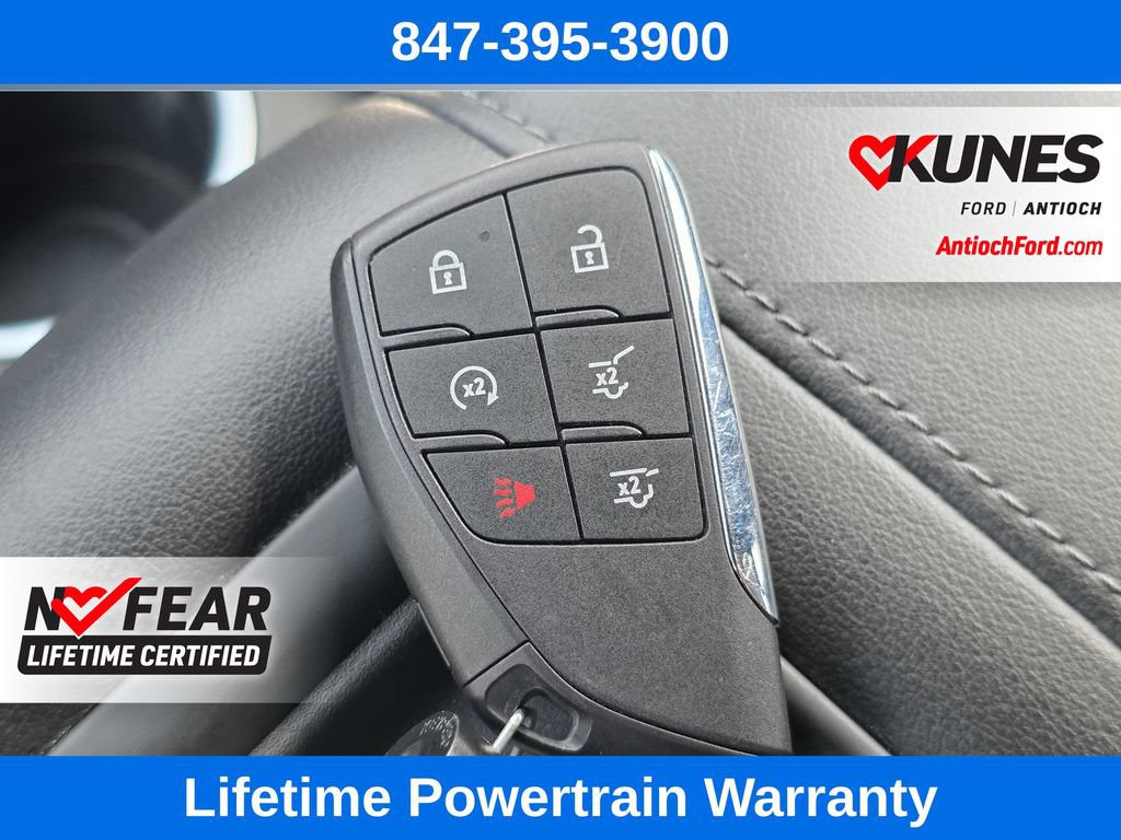 Used 2023 Chevrolet Tahoe Z71 w/ Luxury Package AWD/4WD image 49