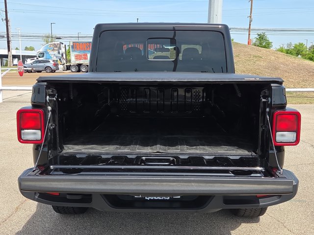 Used 2024 Jeep Gladiator Sport AWD/4WD image 13