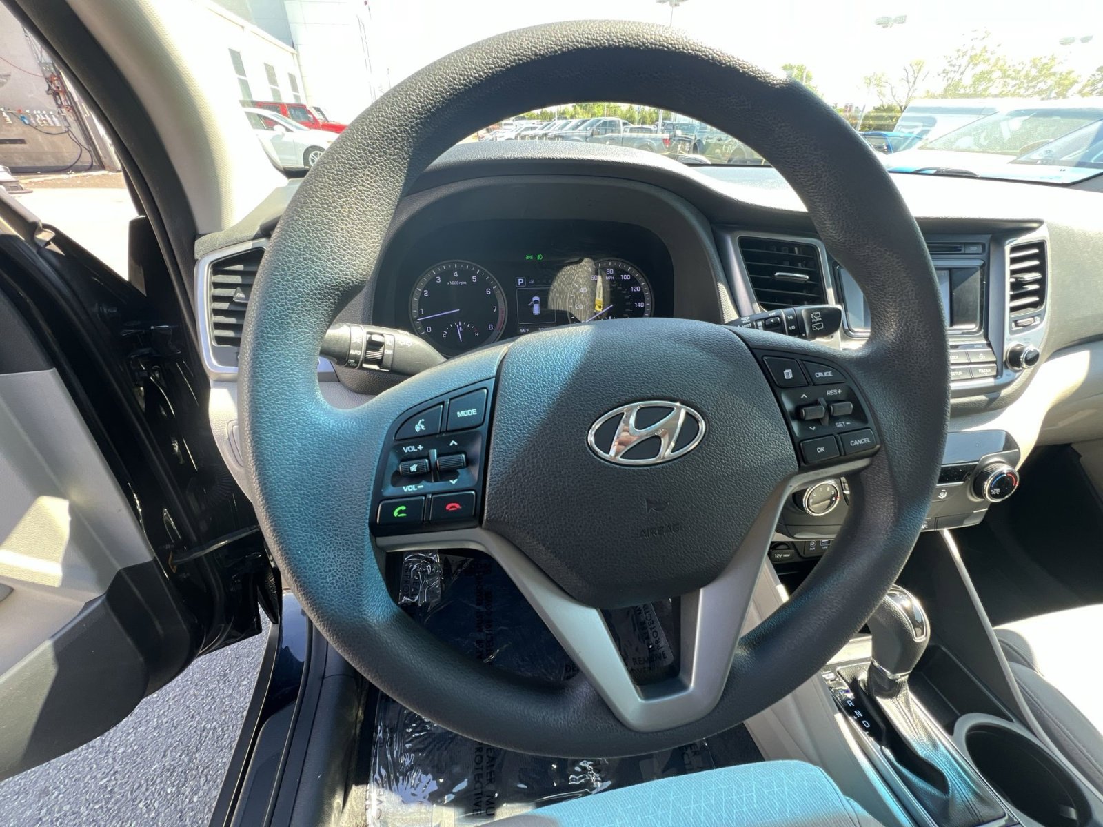 Used 2017 Hyundai Tucson SE AWD/4WD image 24