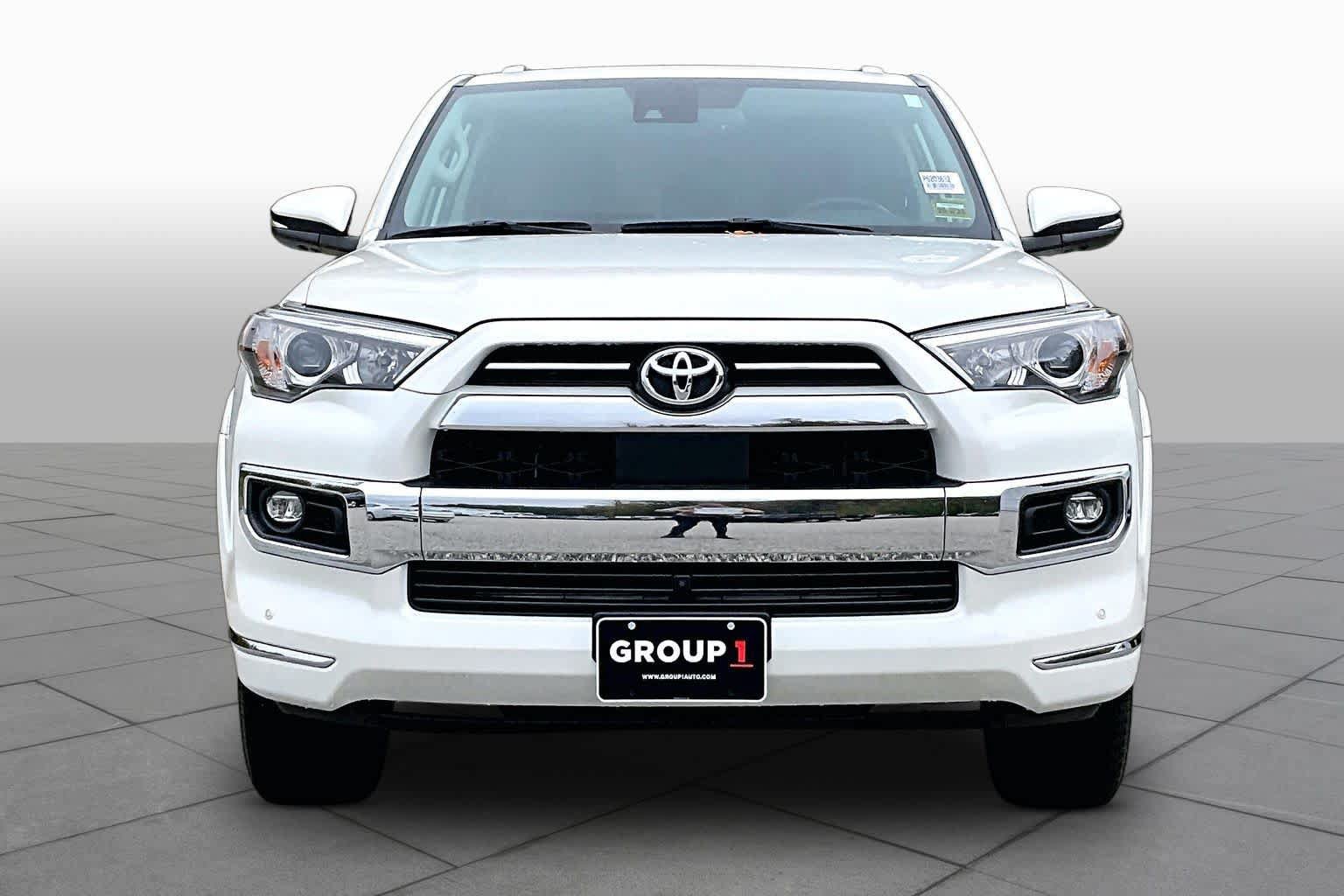 Used 2023 Toyota 4Runner Limited AWD/4WD image 4