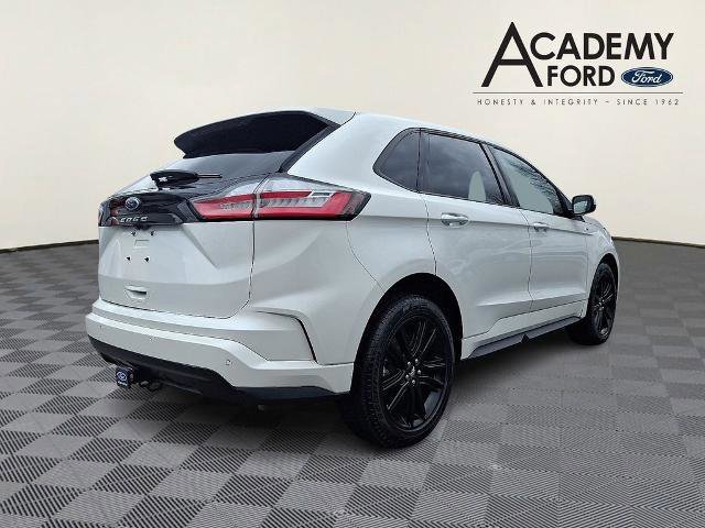 Certified 2024 Ford Edge ST-Line w/ Class II Trailer Tow Package image 4