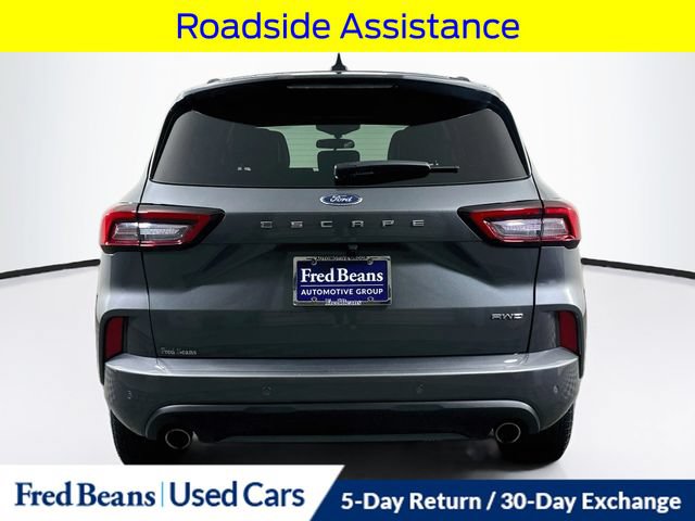 Certified 2023 Ford Escape ST-Line w/ Tech Pack #1 AWD/4WD image 8