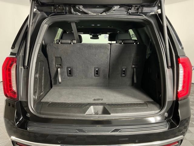 Used 2024 GMC Yukon SLT image 11