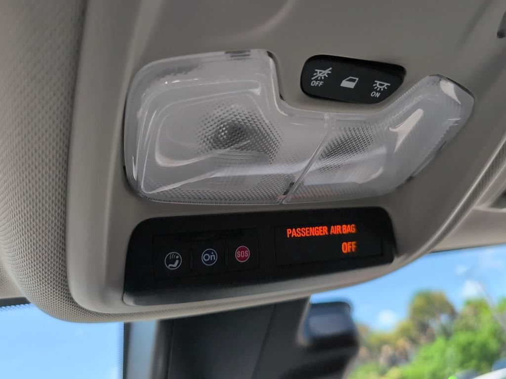 Used 2025 Buick Encore GX Sport Touring w/ Advanced Technology Package FWD image 22