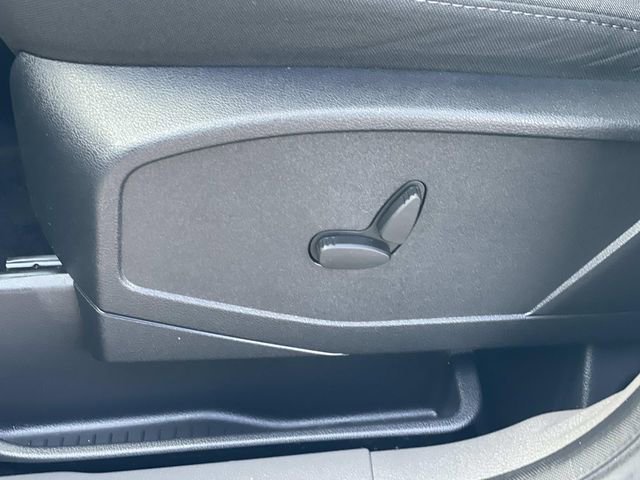 Certified 2022 Ford Transit Connect XLT FWD image 19