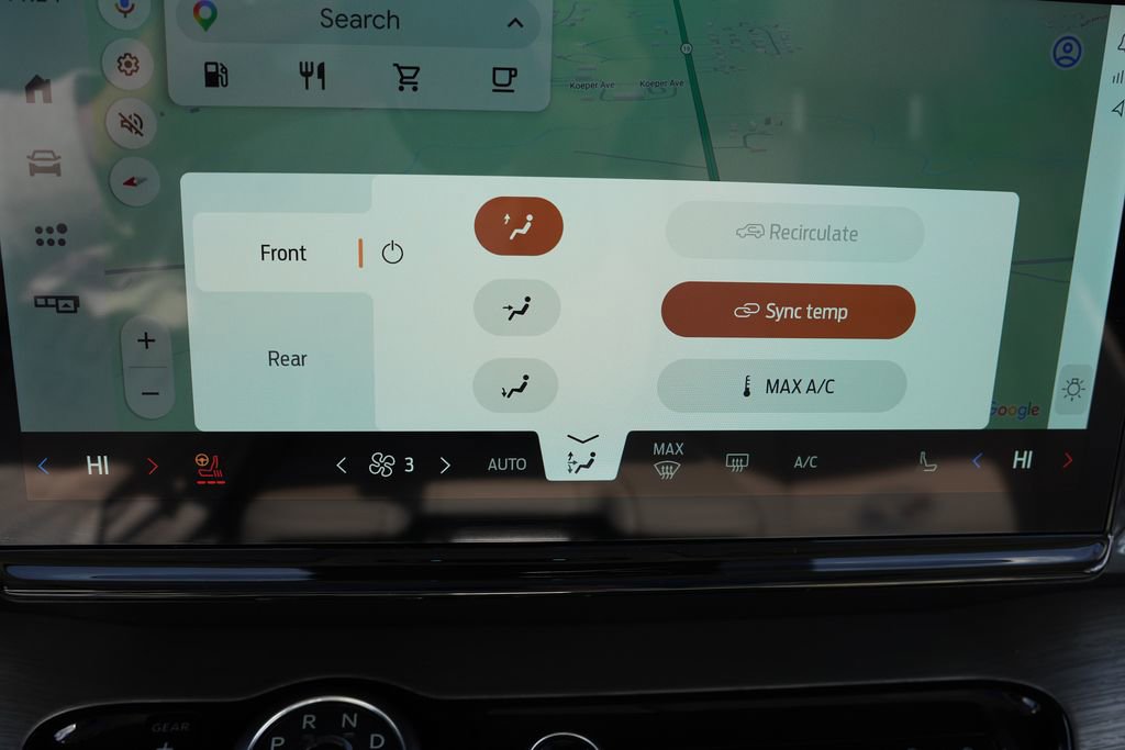 Certified 2025 Ford Expedition Max Platinum image 30