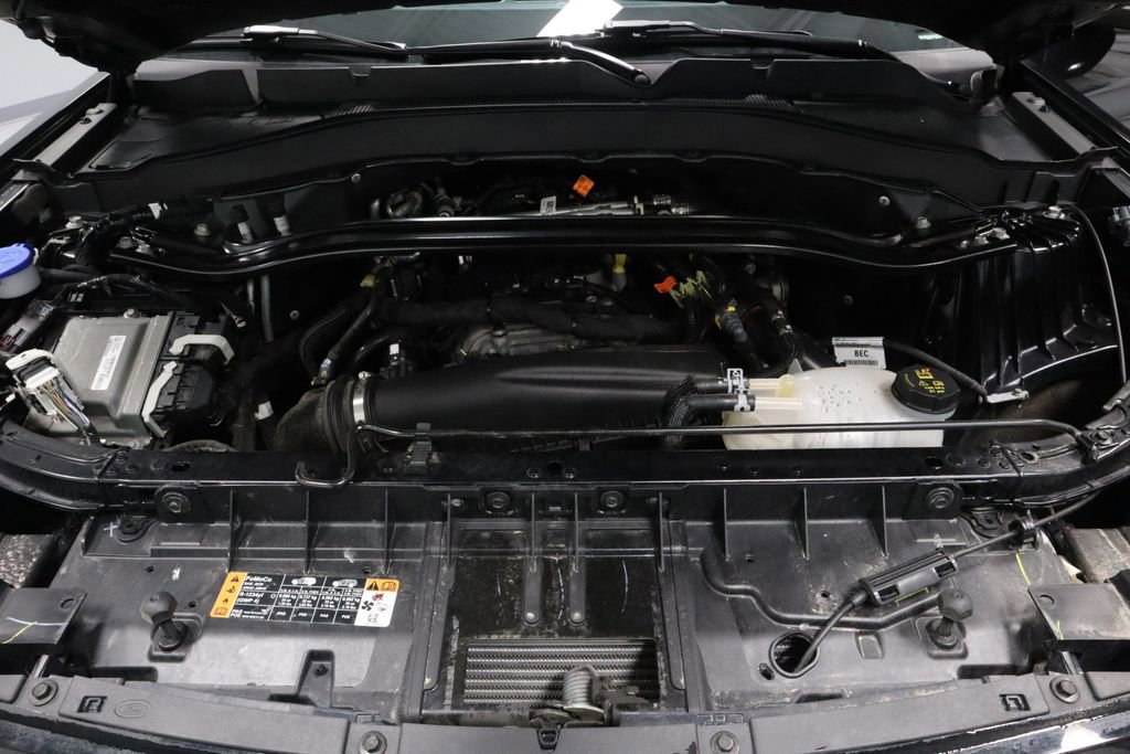 Certified 2025 Ford Explorer ST-Line w/ ST-Line Street Pack image 12