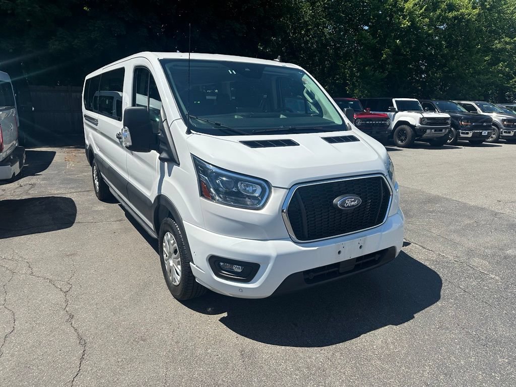 Certified 2023 Ford Transit 350 XLT RWD image 3