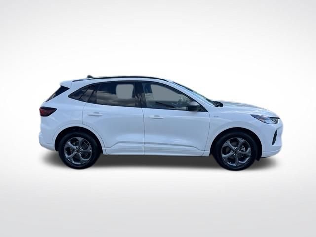 Certified 2023 Ford Escape ST-Line w/ Tech Pack #1 FWD image 12