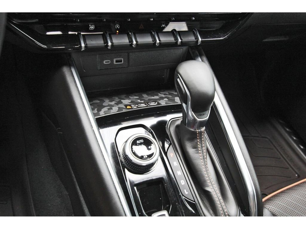 Used 2024 GMC Canyon AT4 w/ AT4 Premium Package image 26