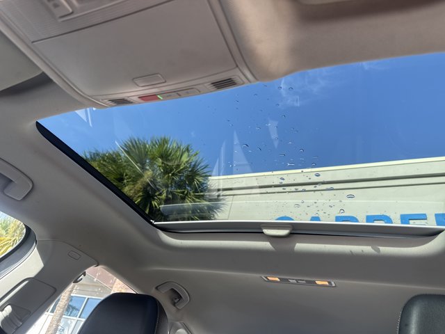 Used 2023 Volkswagen Jetta SE w/ Panoramic Sunroof Package FWD image 15