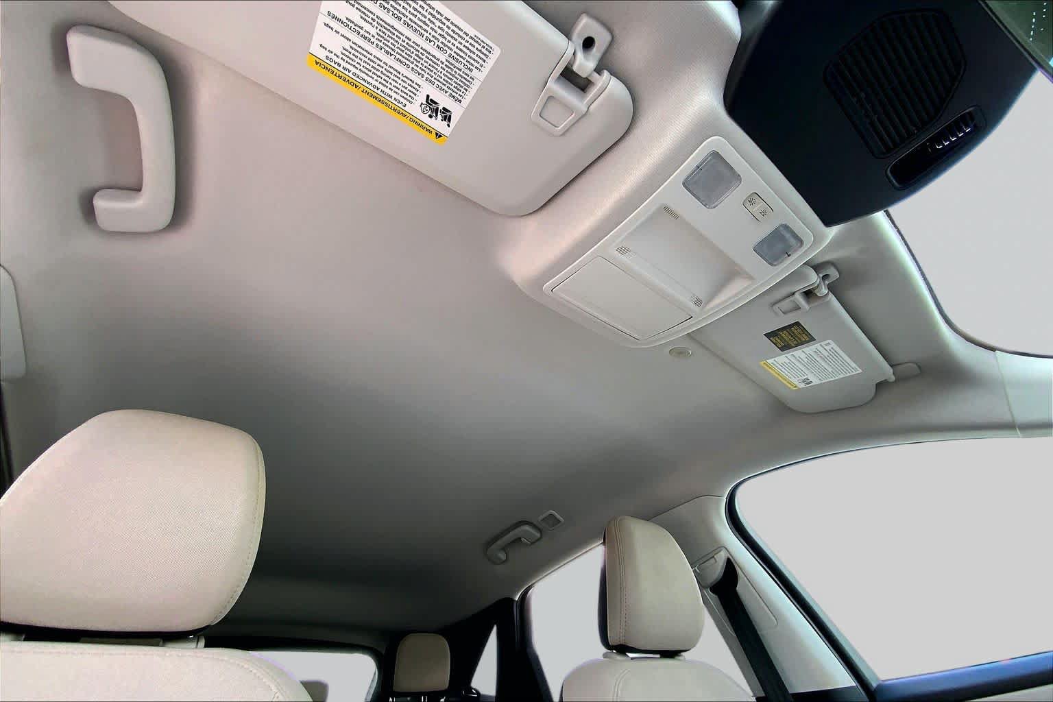 Certified 2021 Ford Escape SE w/ SE Sport Appearance Package FWD image 13