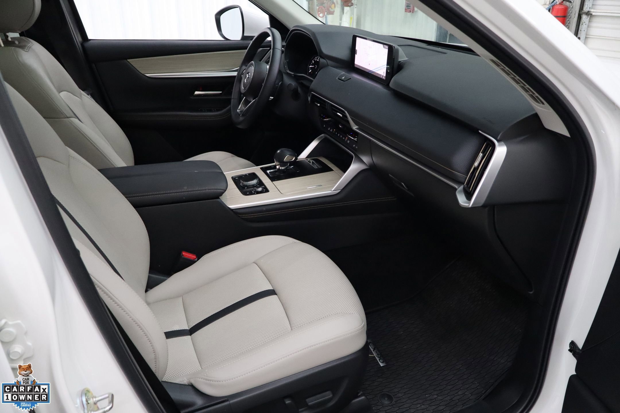 Used 2024 MAZDA CX-90 3.3 Turbo w/ Premium Package image 25