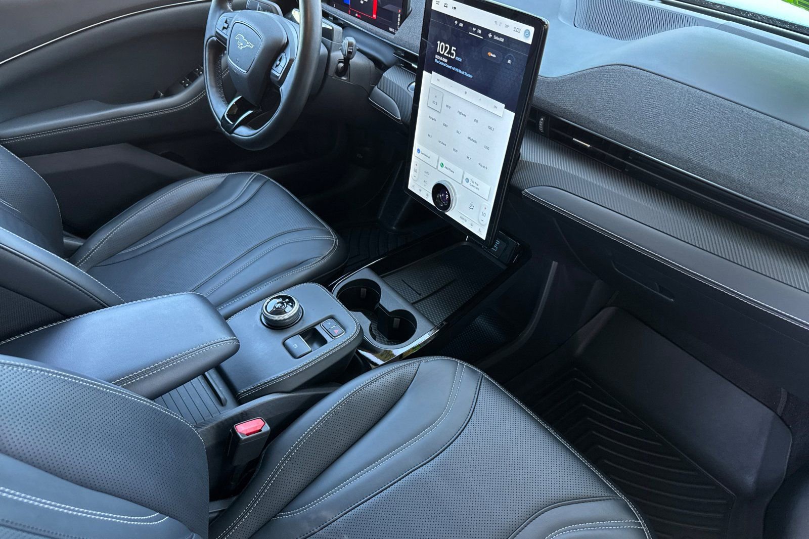 Certified 2022 Ford Mustang Mach-E Premium RWD image 8