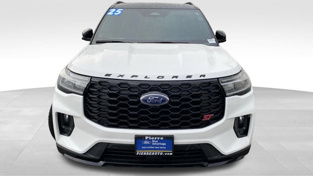 Certified 2025 Ford Explorer ST image 7