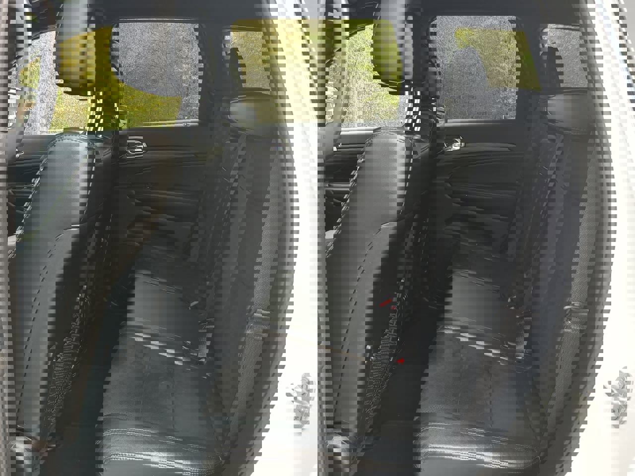 Used 2019 Jeep Grand Cherokee Laredo w/ Laredo X Package image 12