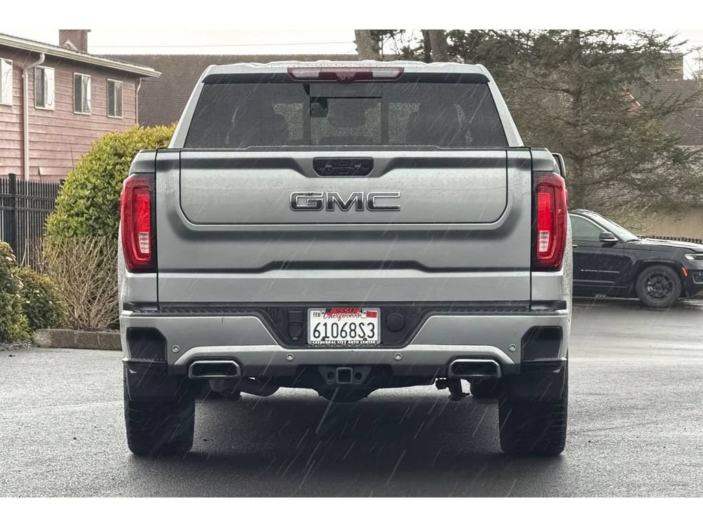 Used 2023 GMC Sierra 1500 Denali Ultimate AWD/4WD image 5