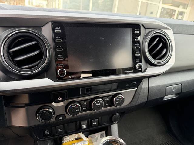 Used 2022 Toyota Tacoma SR5 w/ Technology Package AWD/4WD image 20