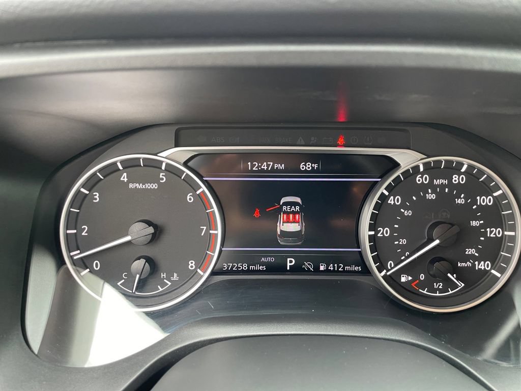 Used 2025 Nissan Rogue SV AWD/4WD image 18